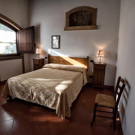 Agriturismo Sant'Uberto ボルゲリ エクステリア 写真