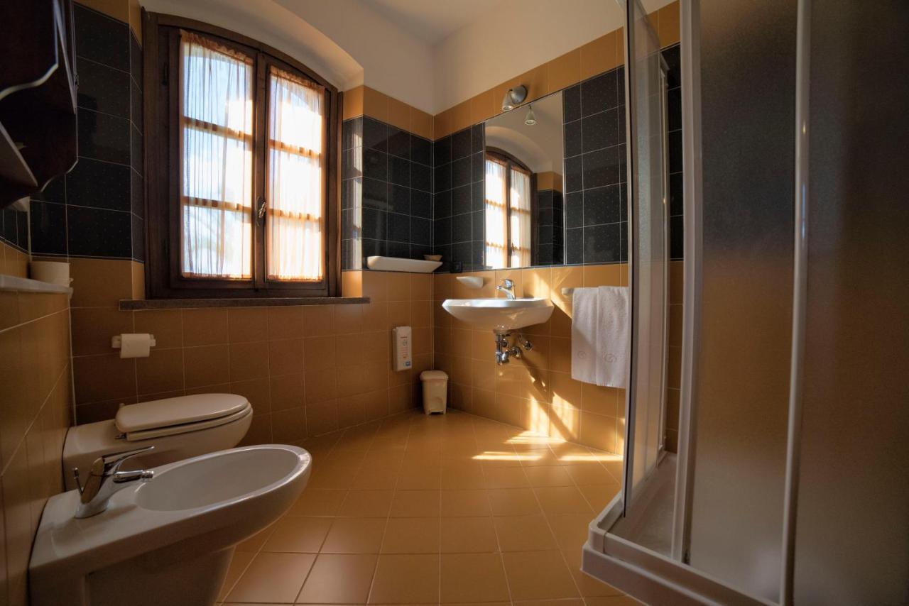 Agriturismo Sant'Uberto ボルゲリ エクステリア 写真